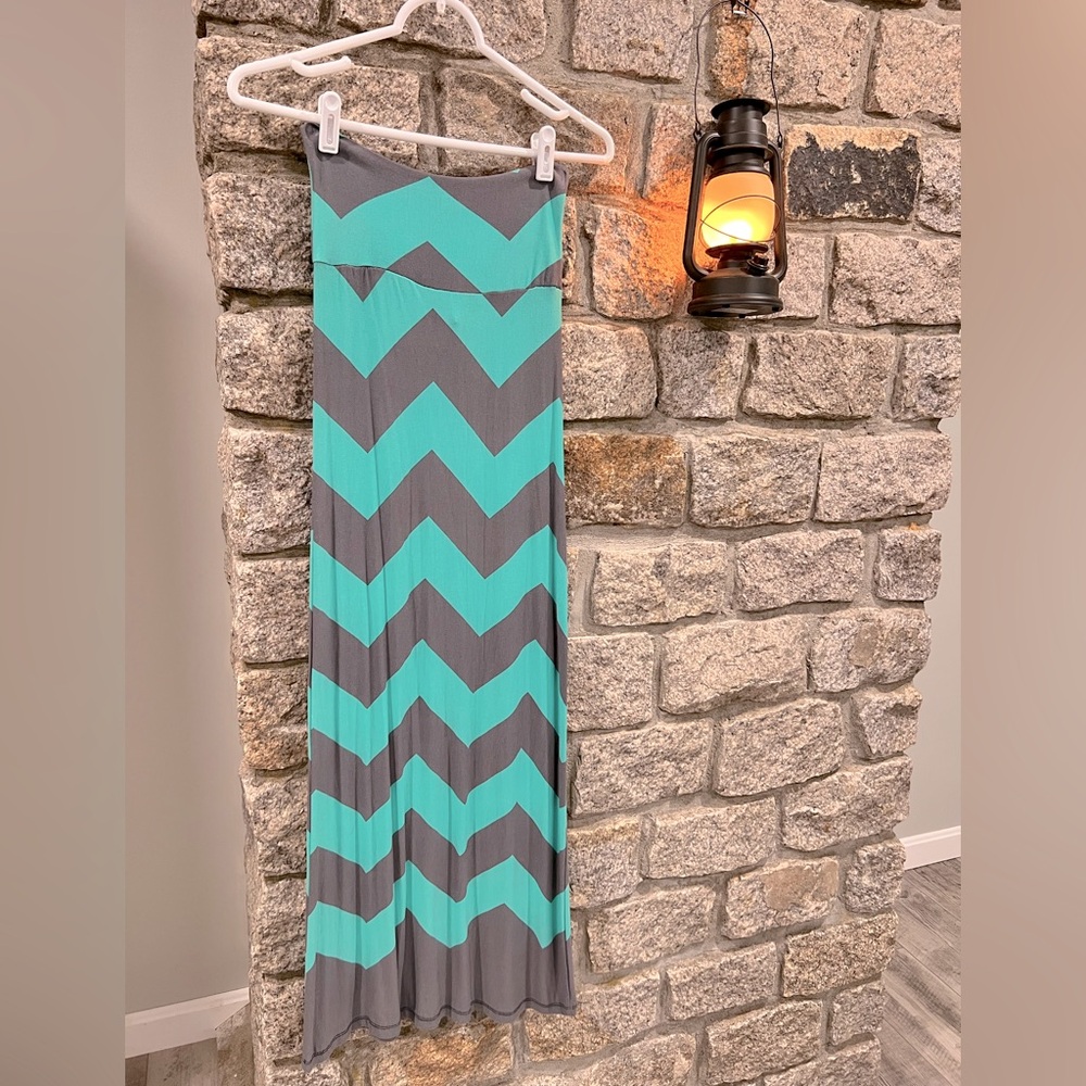 Rue21 Maxi Skirt - size XS - Turquoise/Gray
